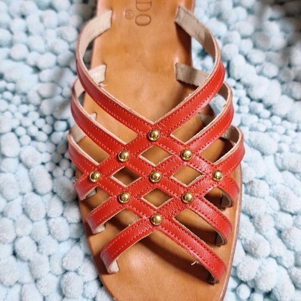 Bernardo  high quality red leather sandles, 7 1/2